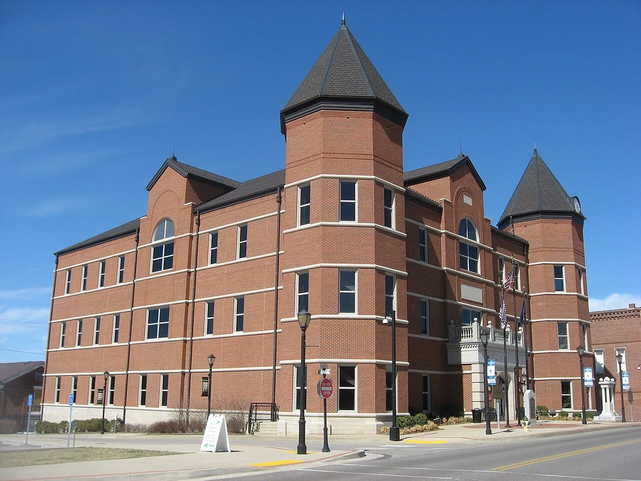 Clarksville business districts